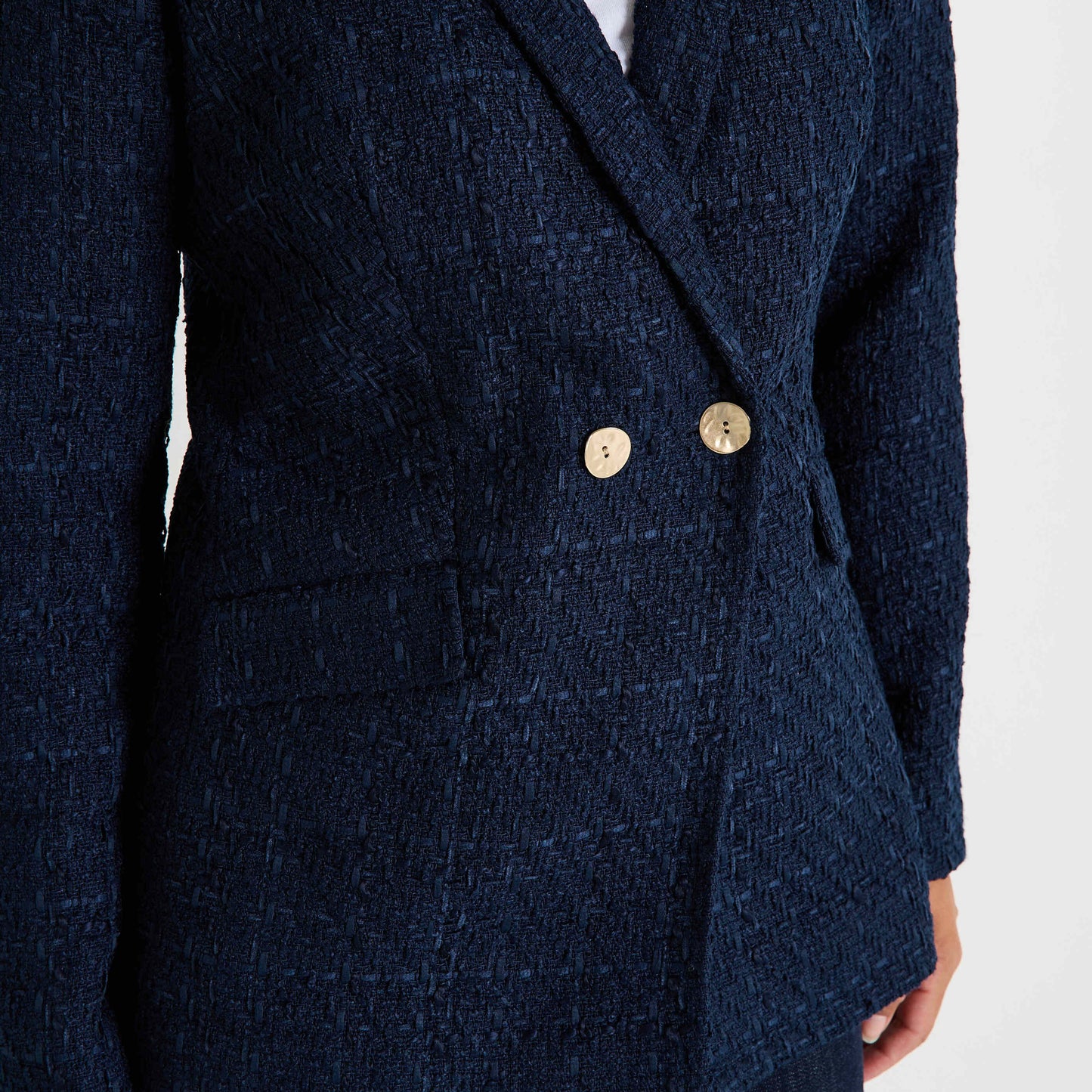 Blazer en Tweed à Boutons Dorés