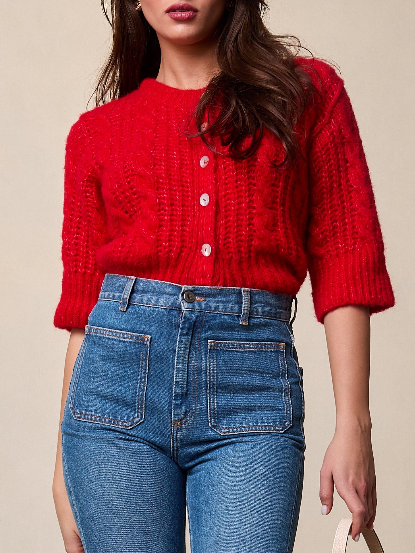 Cardigan | Rouge En Maille Torsadée À Boutons | Féminin Et Audacieux | Pour La Mi-Saison